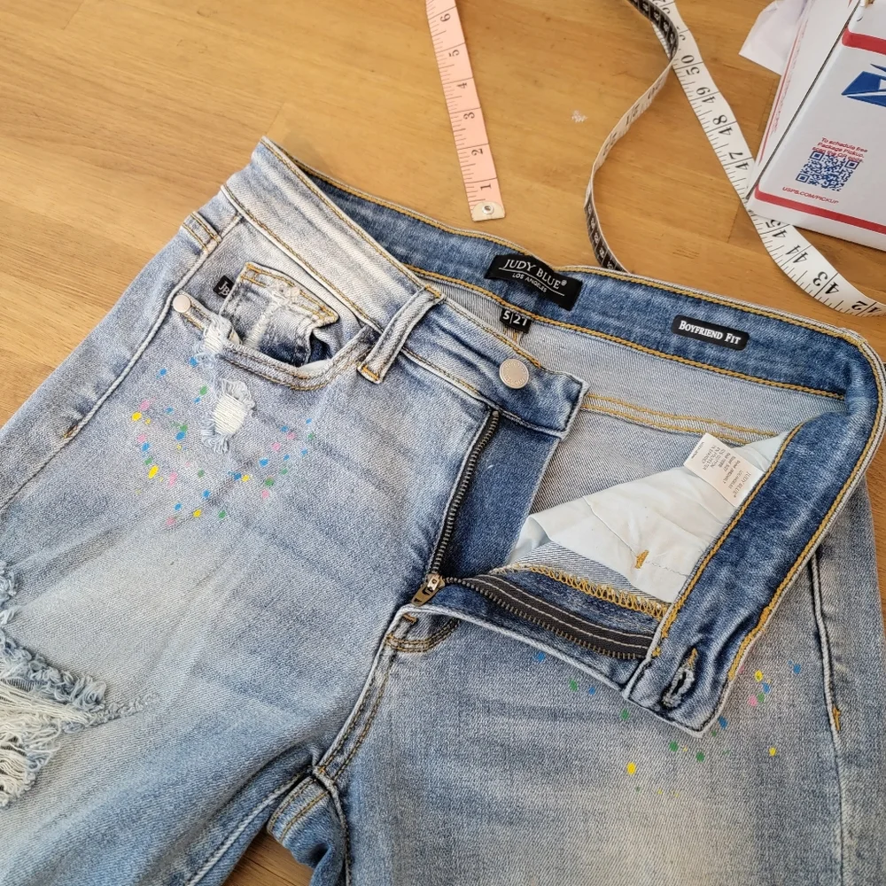 Judy Blue Light Blue Boyfriend Jeans - Picture 10 of 13